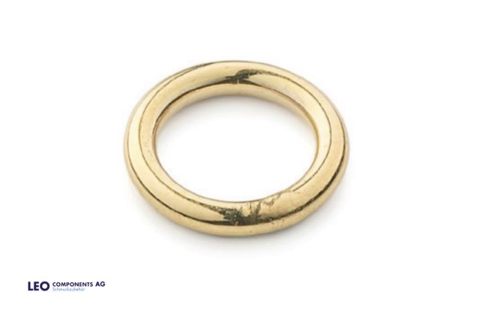 jump ring (soldered) / gold