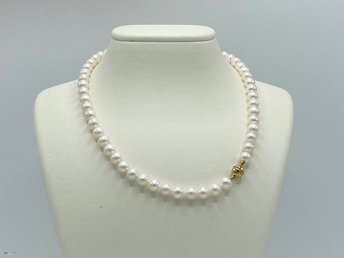 freshwater pearl necklace with 8mm magnetic clasp 14ct yellow gold